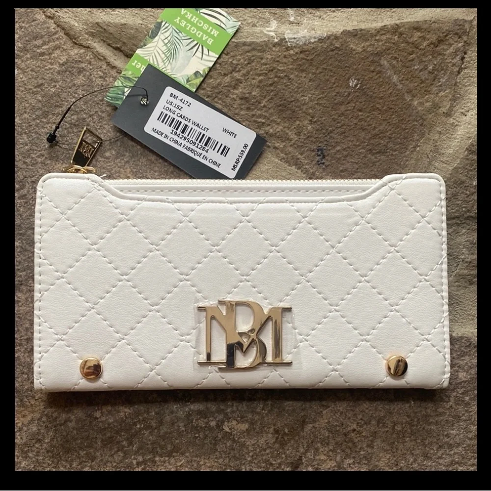 NWT Badgley Mischka White Quilted Long Card Wallet gold logo hardware purse - Picture 1 of 4